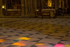 Stained_glass_light